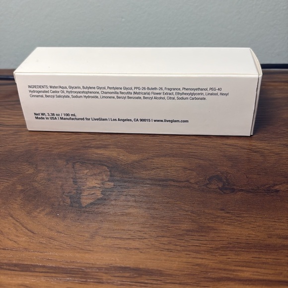 LiveGlam Hydrating Spray Miss Independent - Picture 2 of 4